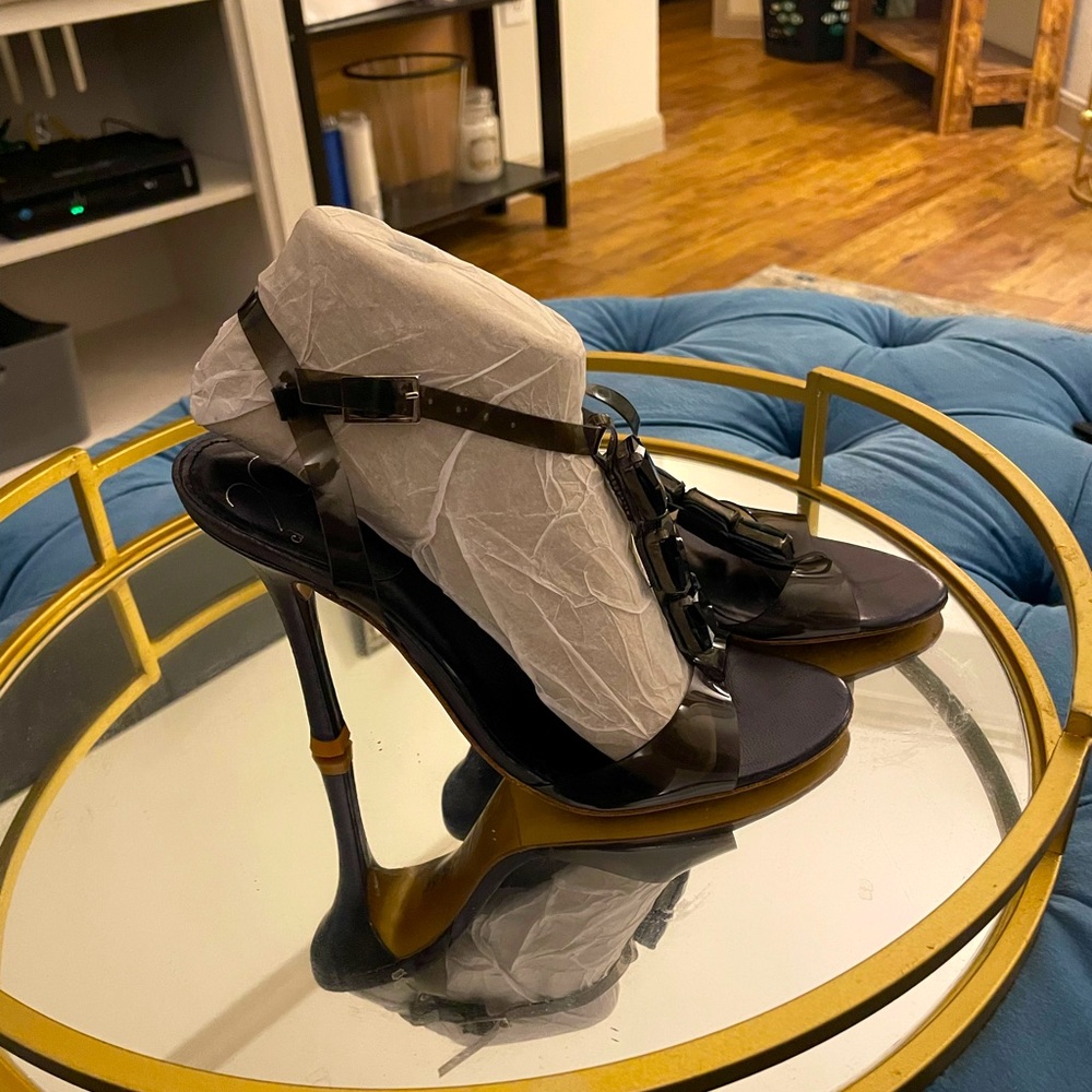BCBC Salon Heel